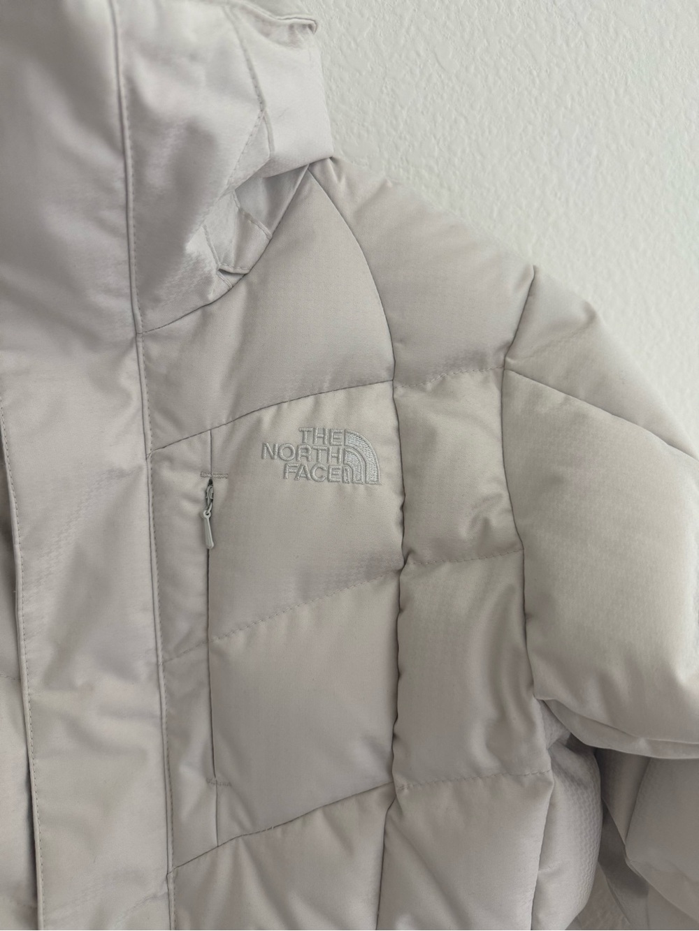 The North Face Women's Amry Down Puffer XS White - Picture 3 of 8